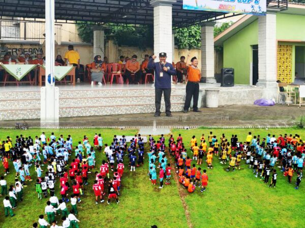 Resmi Digelar, Turnamen Sepak Bola Mini Forkamis Cup VI Dibuka Kakankemenag Magetan